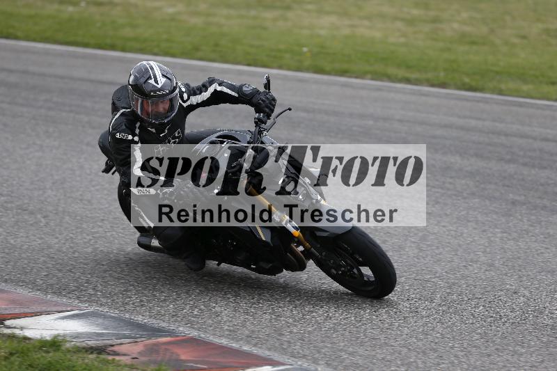 Archiv-2025/10 23.04.2025 Cornu Master School ADR/rot-rouge/12